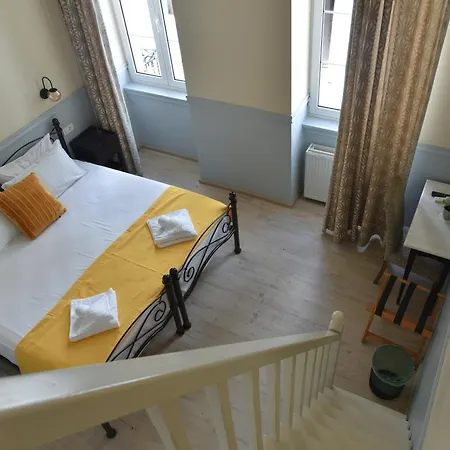 2be * Nafplio