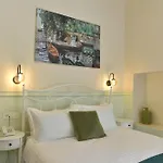 2be Otel Anabolu