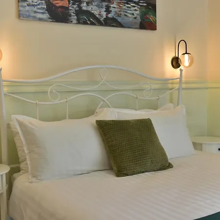 מלון 2be נאפפליו