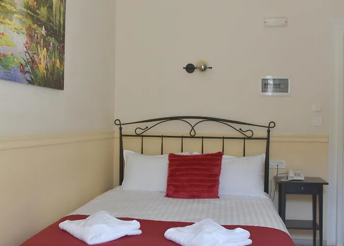 2be Hotell *